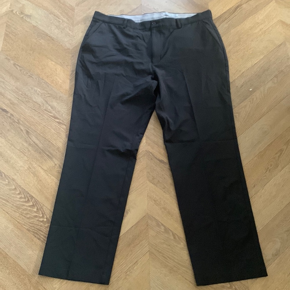 Greg Norman black pants
